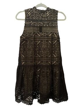 NWT Isla Maude Black Lace Mini Dress Sleeveless Mock Neck Womens S Approx